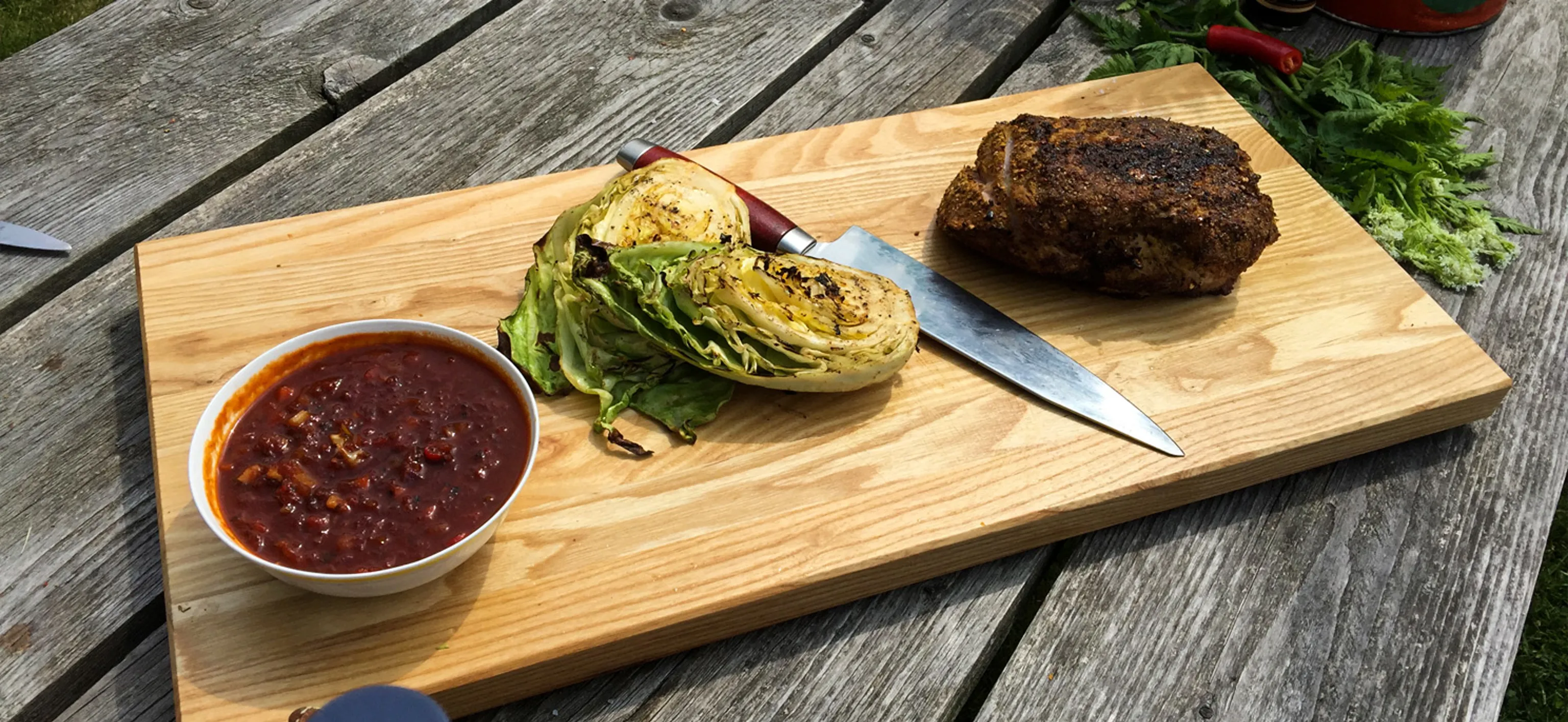 Spicy rub vildsvinskarré med bbq-sås