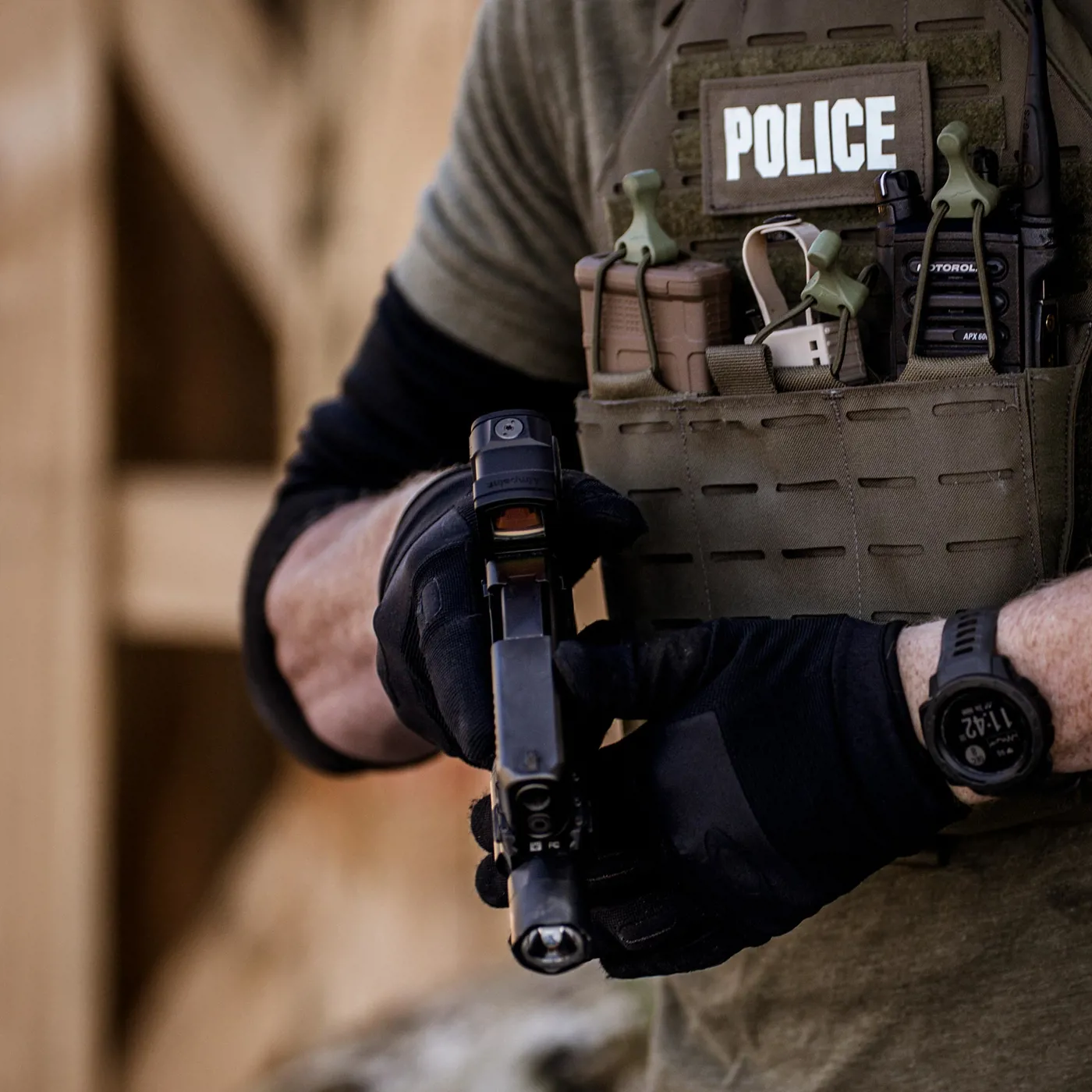 Acro™ P-2 2.5 MOA Red Dot Sight with integrated Acro™ interface | Aimpoint