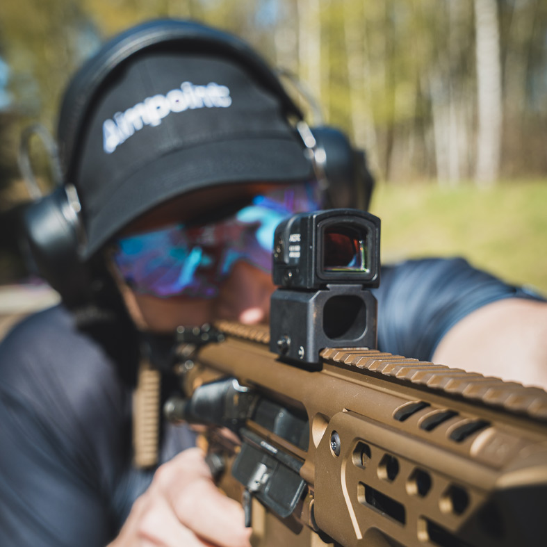 Acro™ C-2 3.5 MOA - Red dot reflex sight with integrated Acro