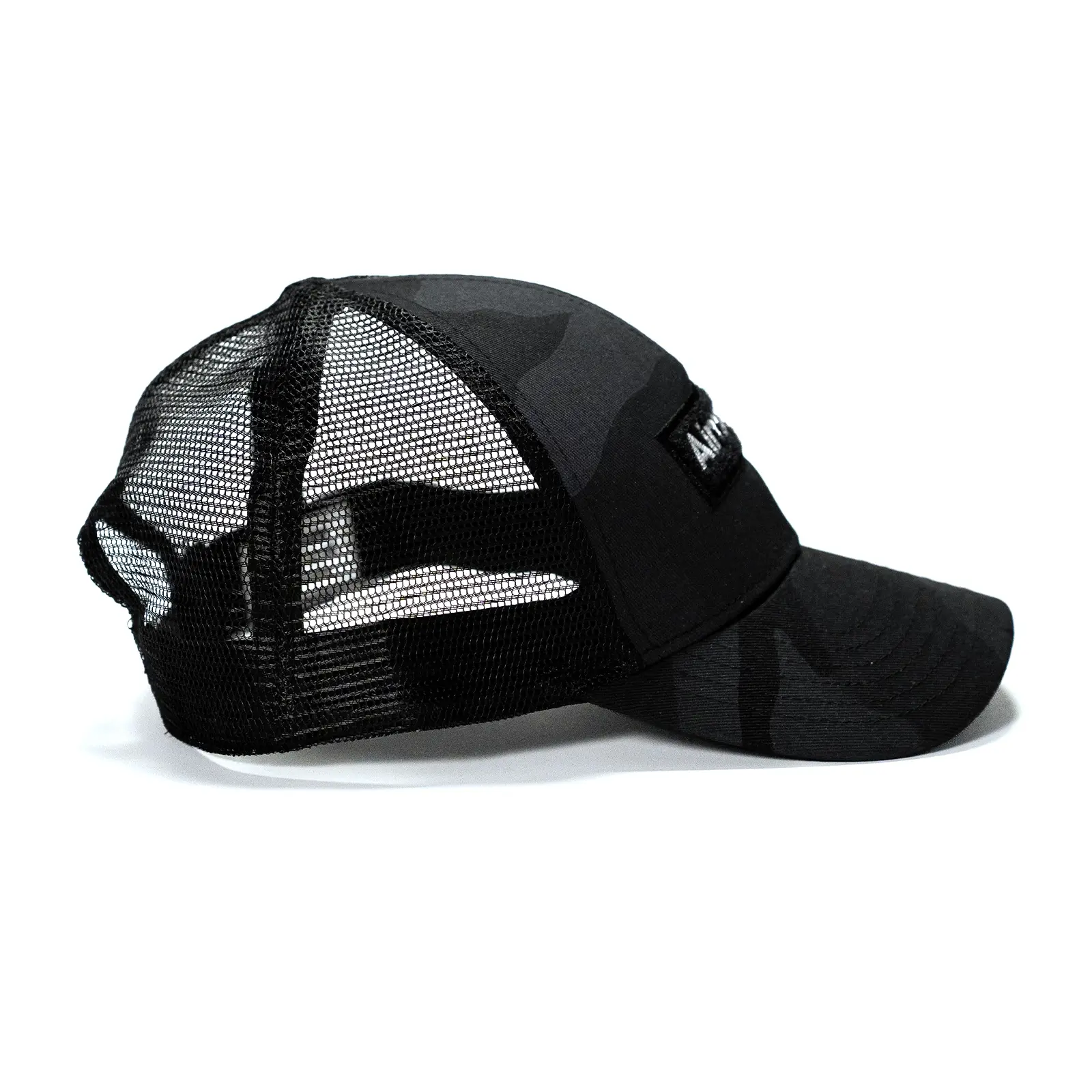 Aimpoint® Trucker Cap Svart Camo med logopatch  - 2